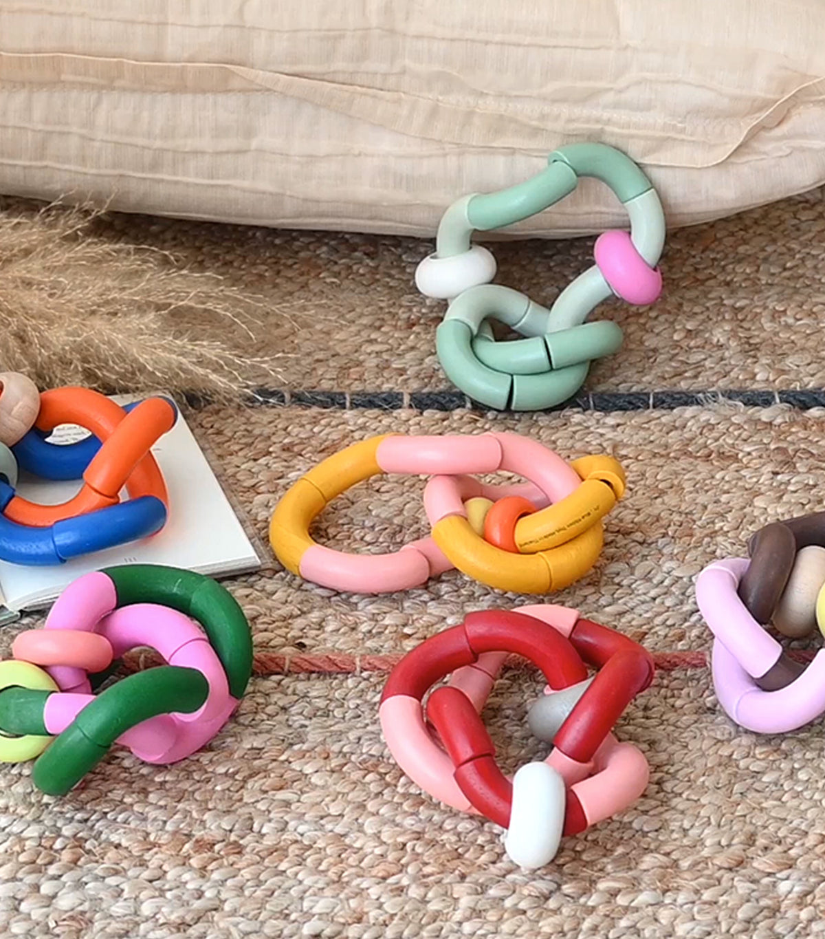 Bendy Rattle Brown/Lilac