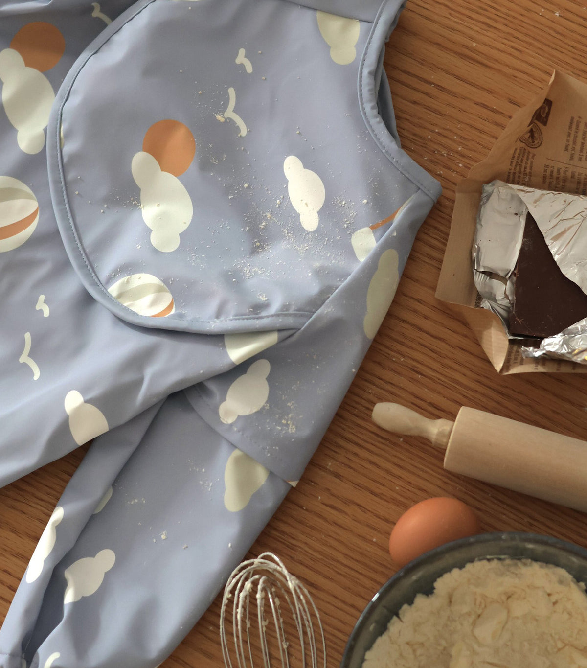 2-in-1 Bib Adventure