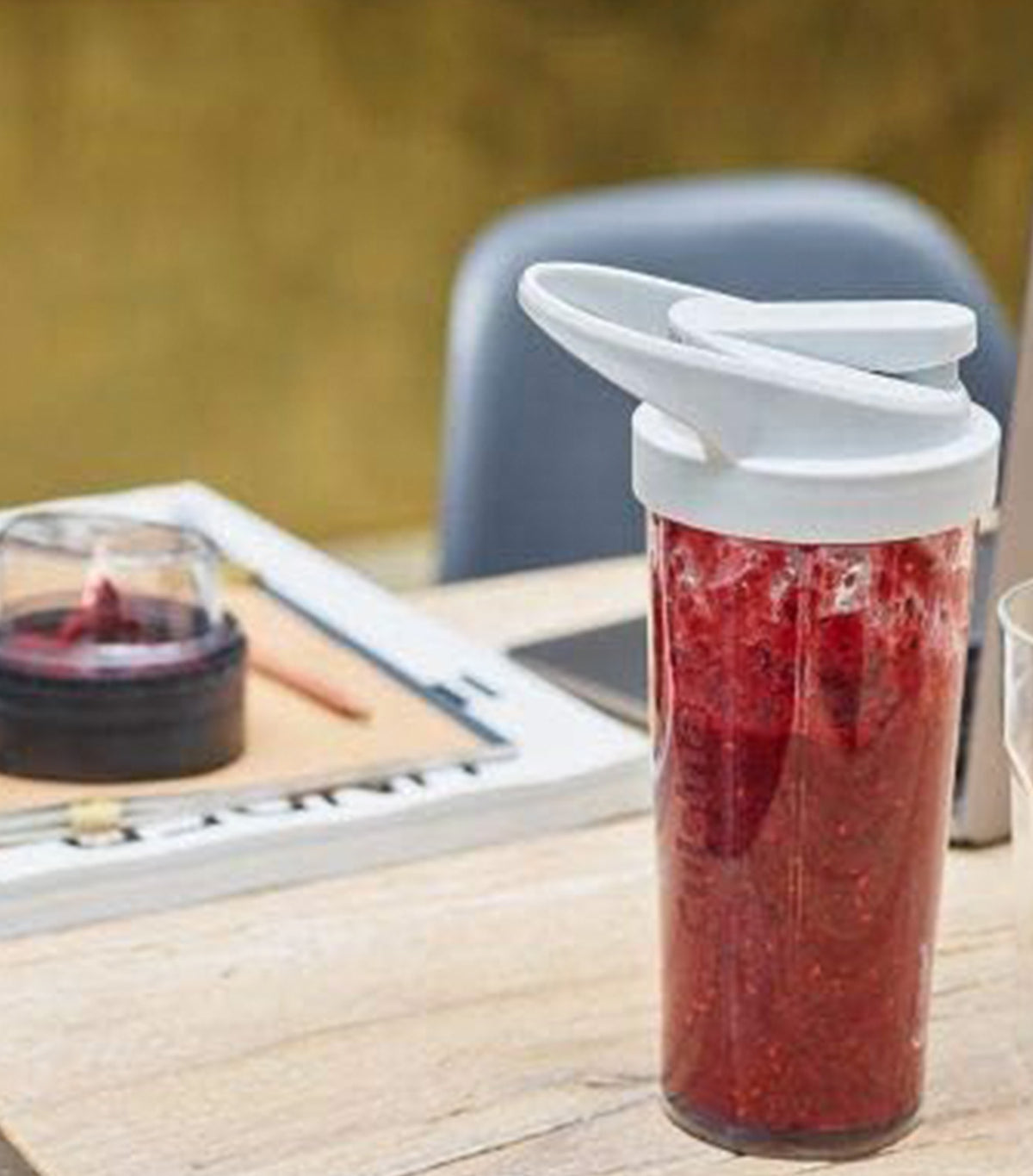 Blast & Go Portable Blender 500ML White