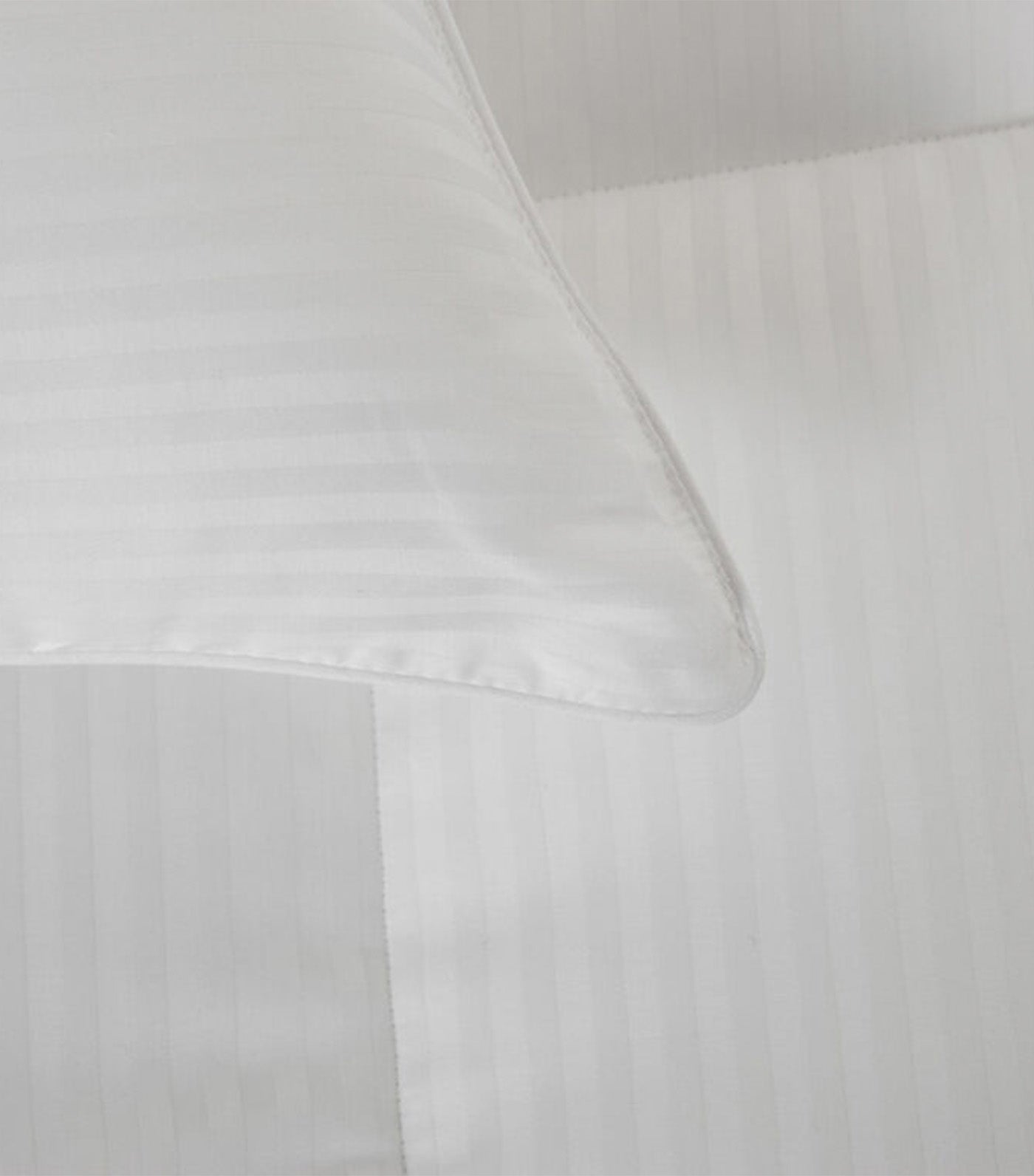 Nuvola Medium Decorative Pillow White