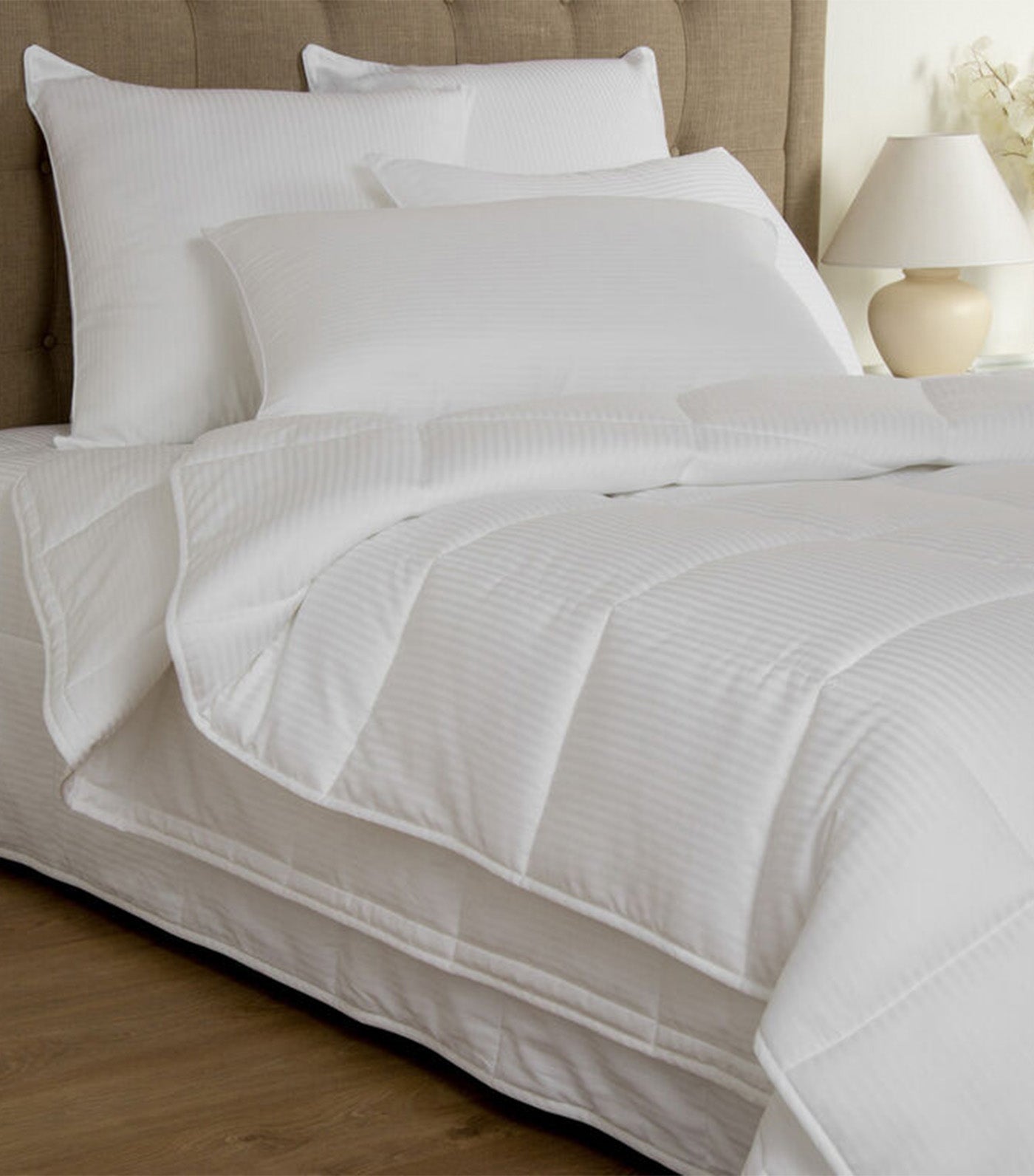 Nuvola Medium Decorative Pillow White