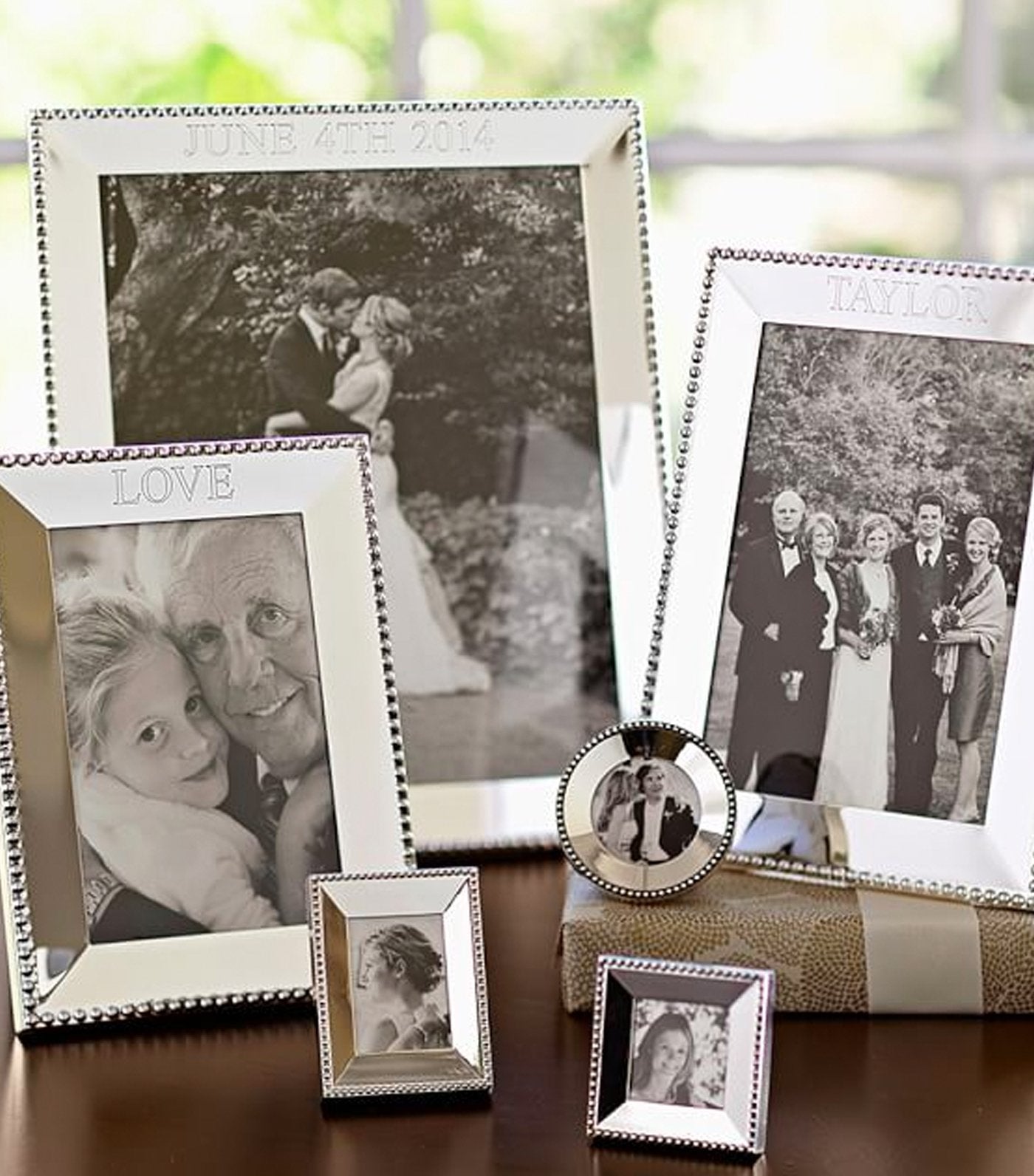 Pottery Barn Beaded Silver-Plated Picture Frame - 4"x6"