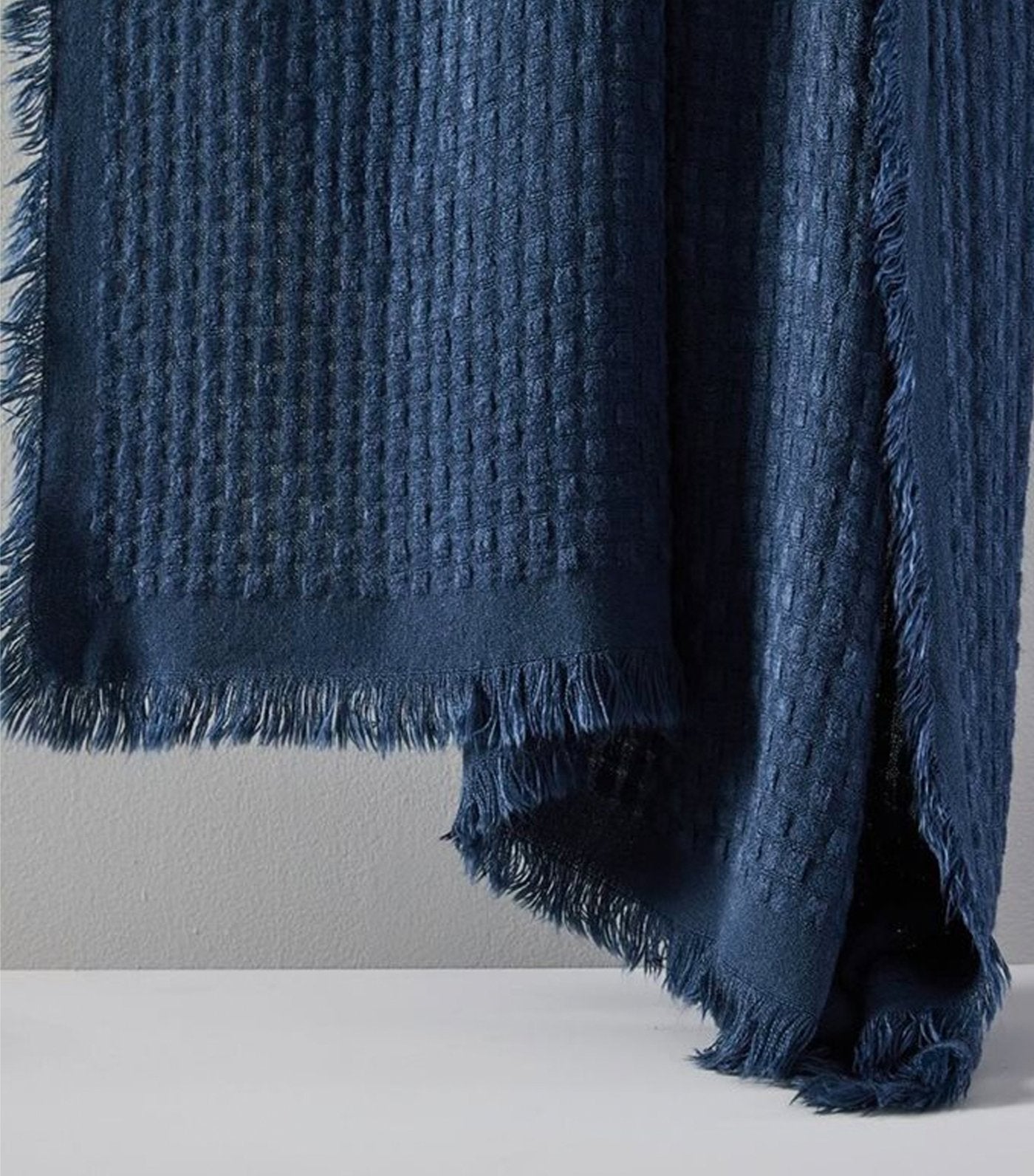 west elm midnight waffle weave throw 50x60