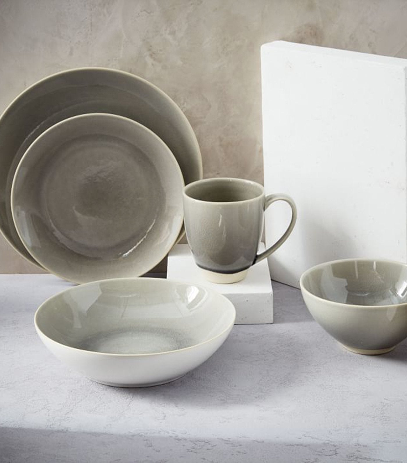 Alta Crackle Glaze Dinnerware Collection - Light Gray