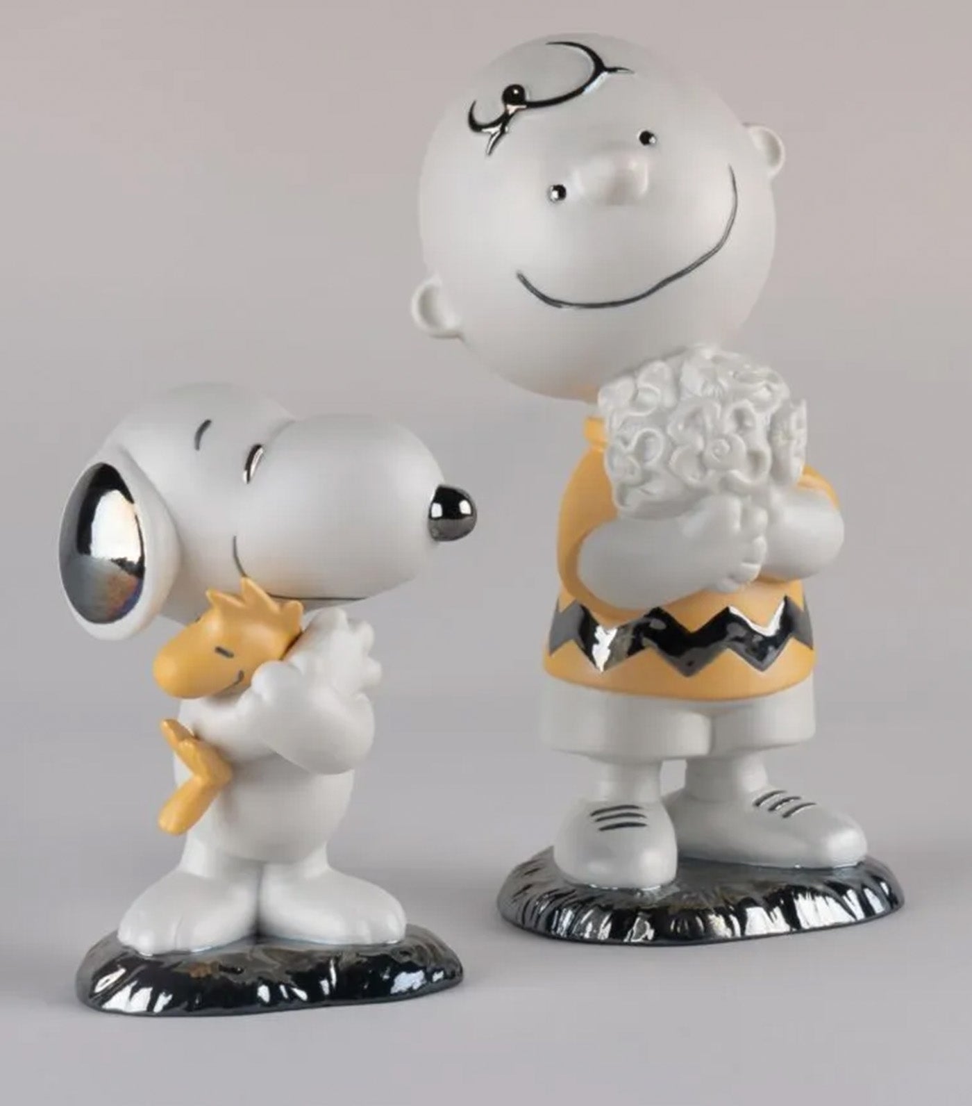 Snoopy™ Figurine. Numbered edition
