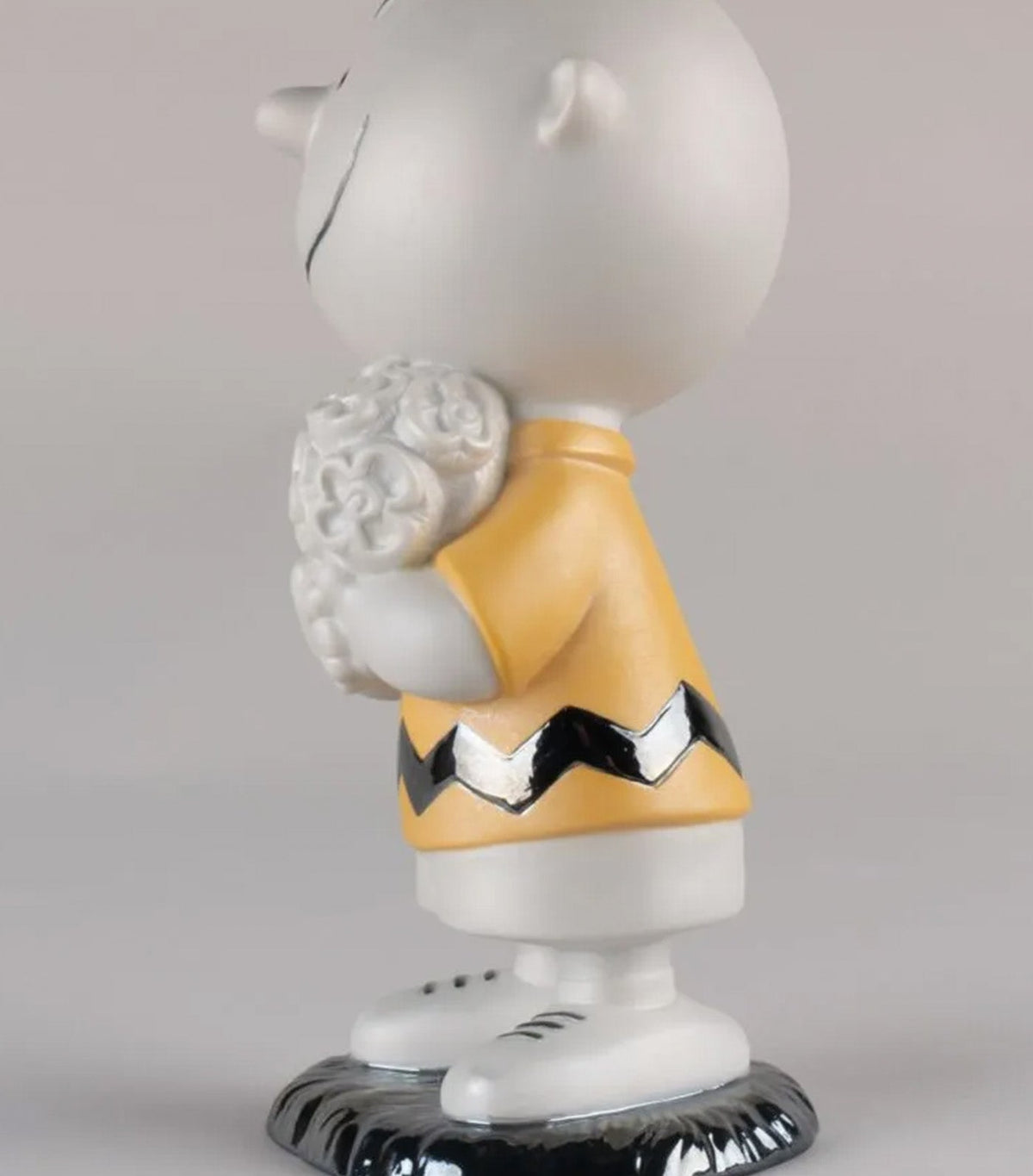Charlie Brown™ Figurine
