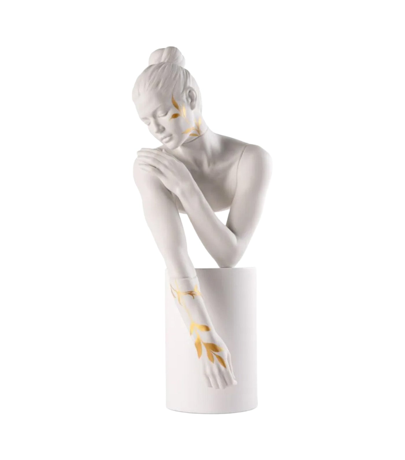 Reflections of Nature - Her Sculpture. White-gold