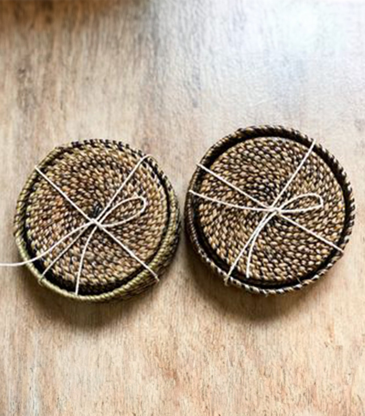 Nito Coasters with Case 6s