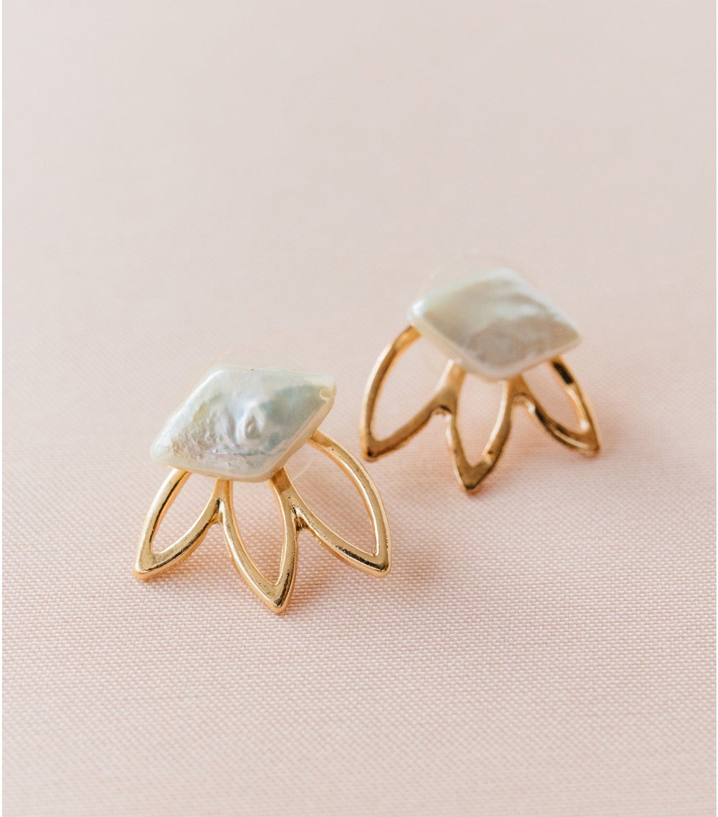 Perla Vida Stack Earrings