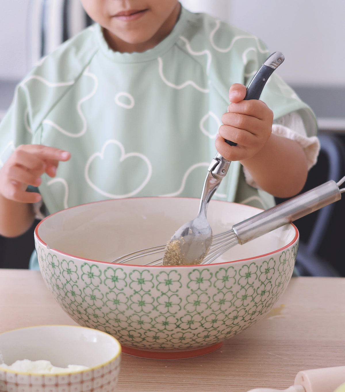 2-in-1 Bib with Removable Sleeves Sage Green