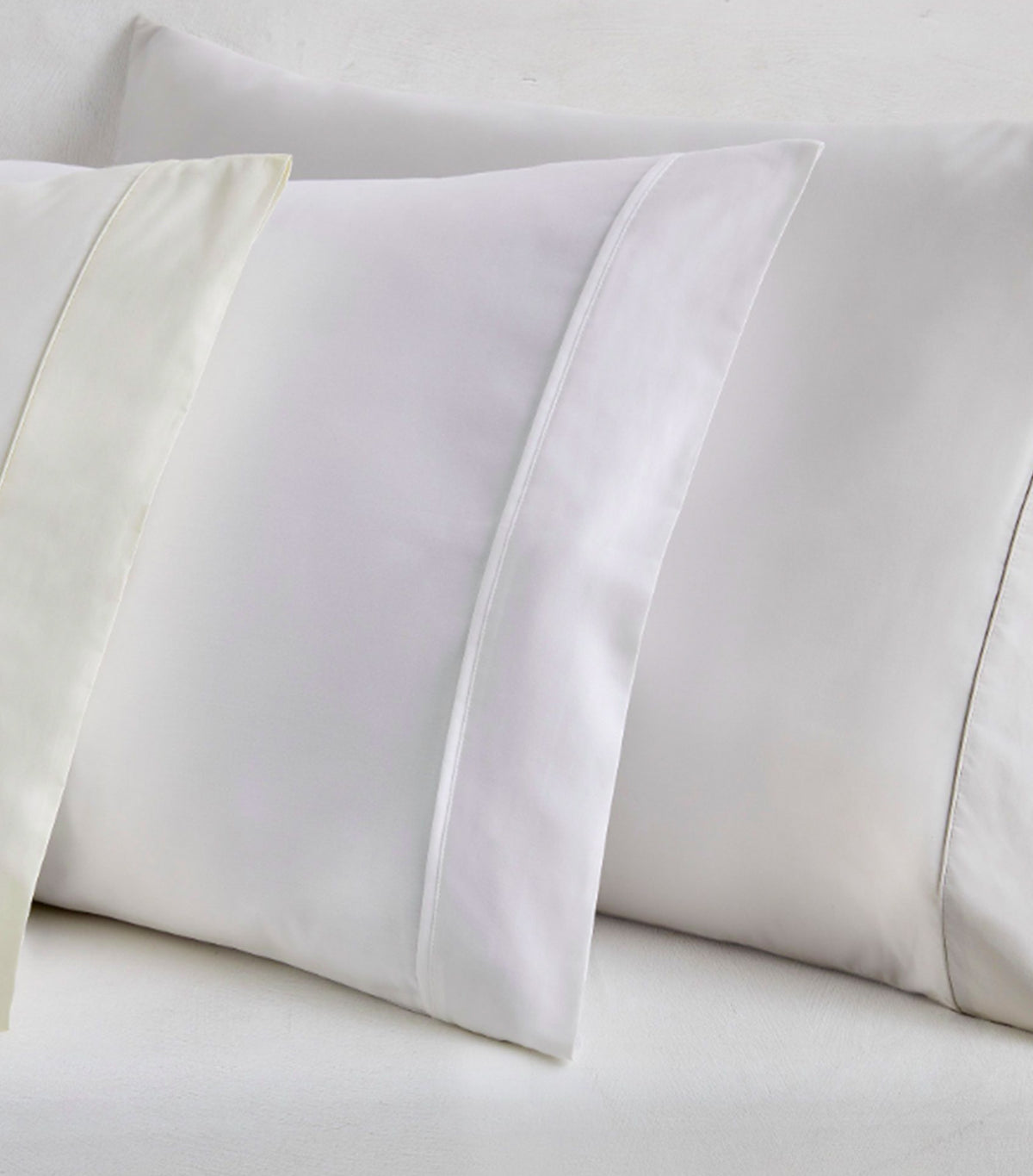 400-Thread-Count Special Edge Organic Percale Pillowcase Set White
