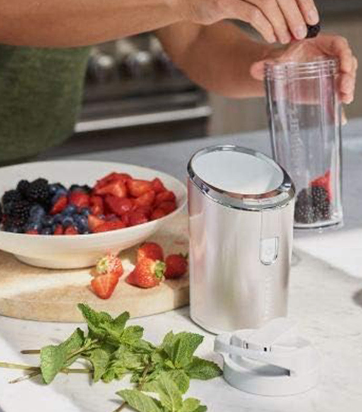 Blast & Go Portable Blender 500ML White
