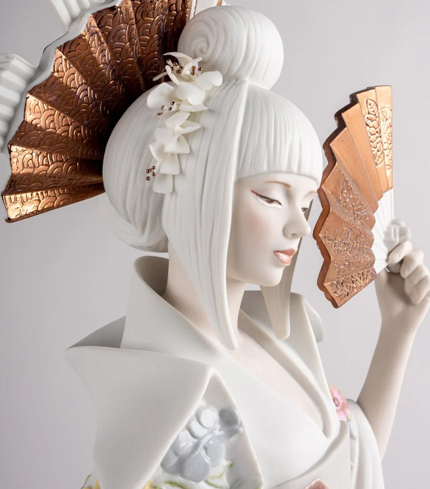 Japanese Dancer Figurine