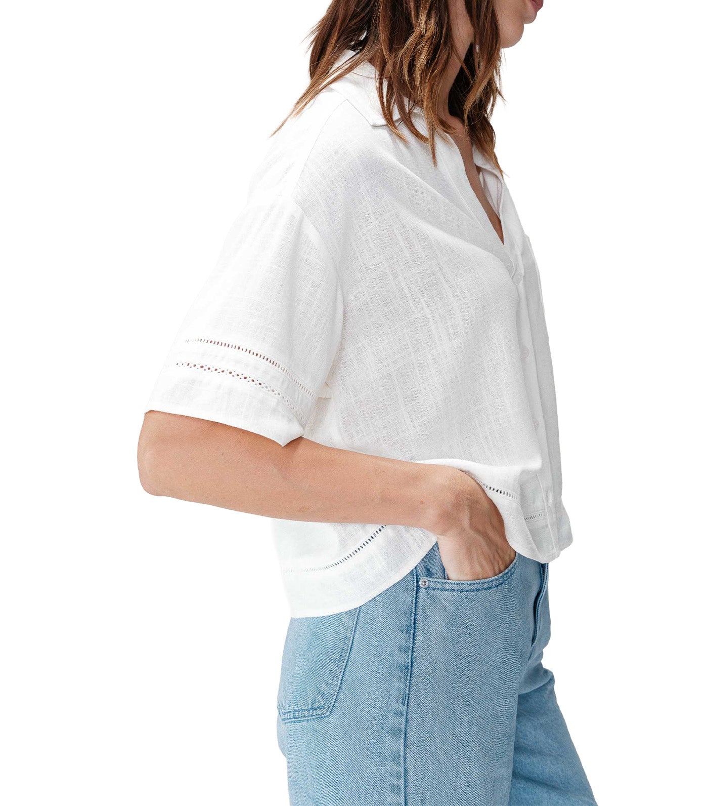 Winka Loose Lace Shirt with Short Sleeves White