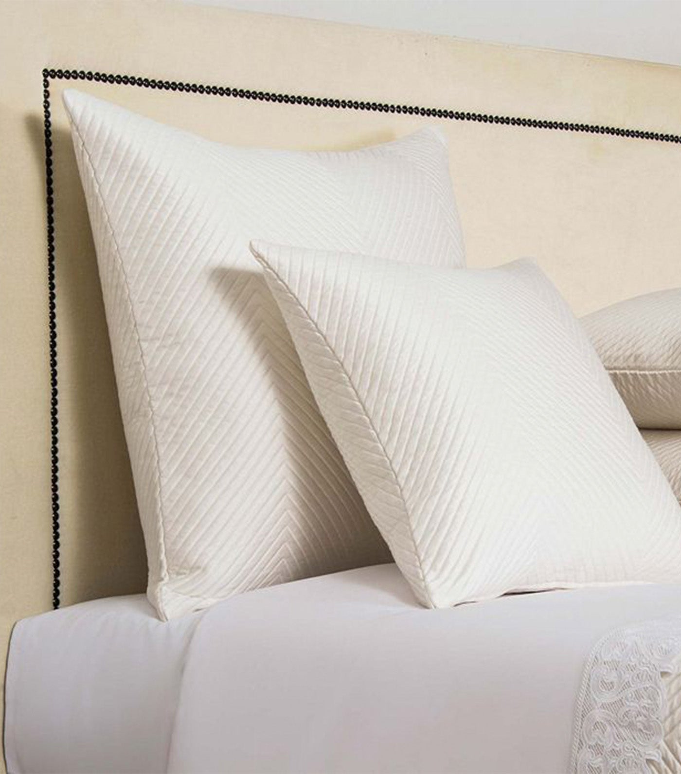 Luxury Herringbone Decorative Pillow Milk