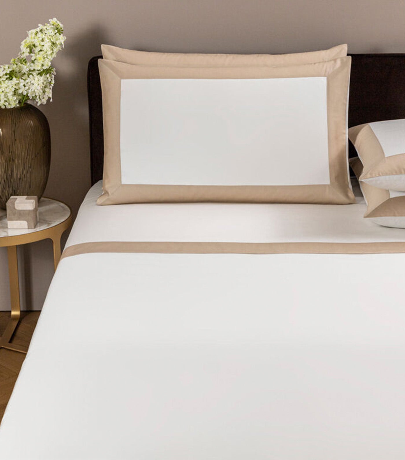 Bold Duvet Cover Set Milk/Savage Beige