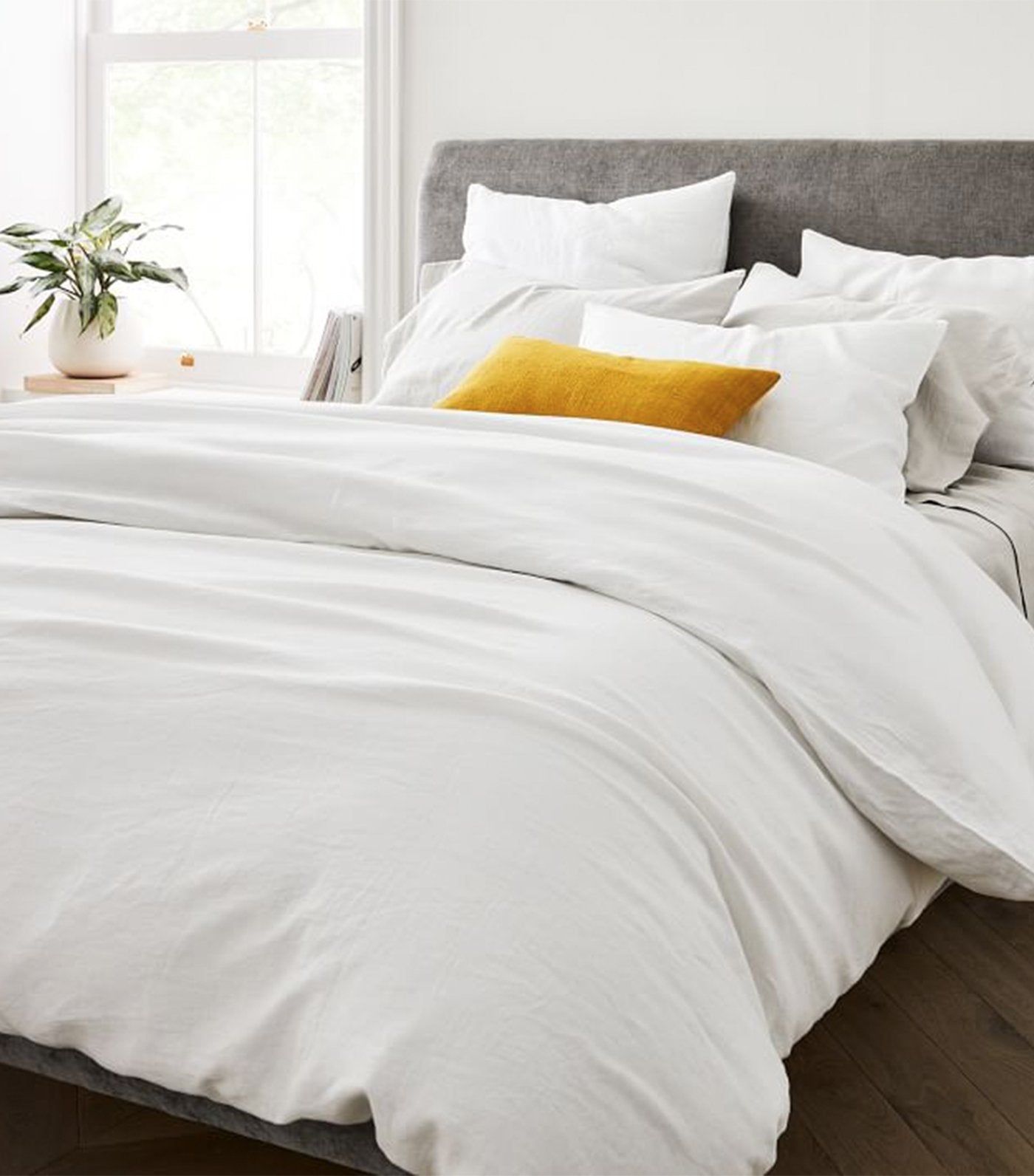 Belgian Flax Linen Duvet Cover and Shams - White
