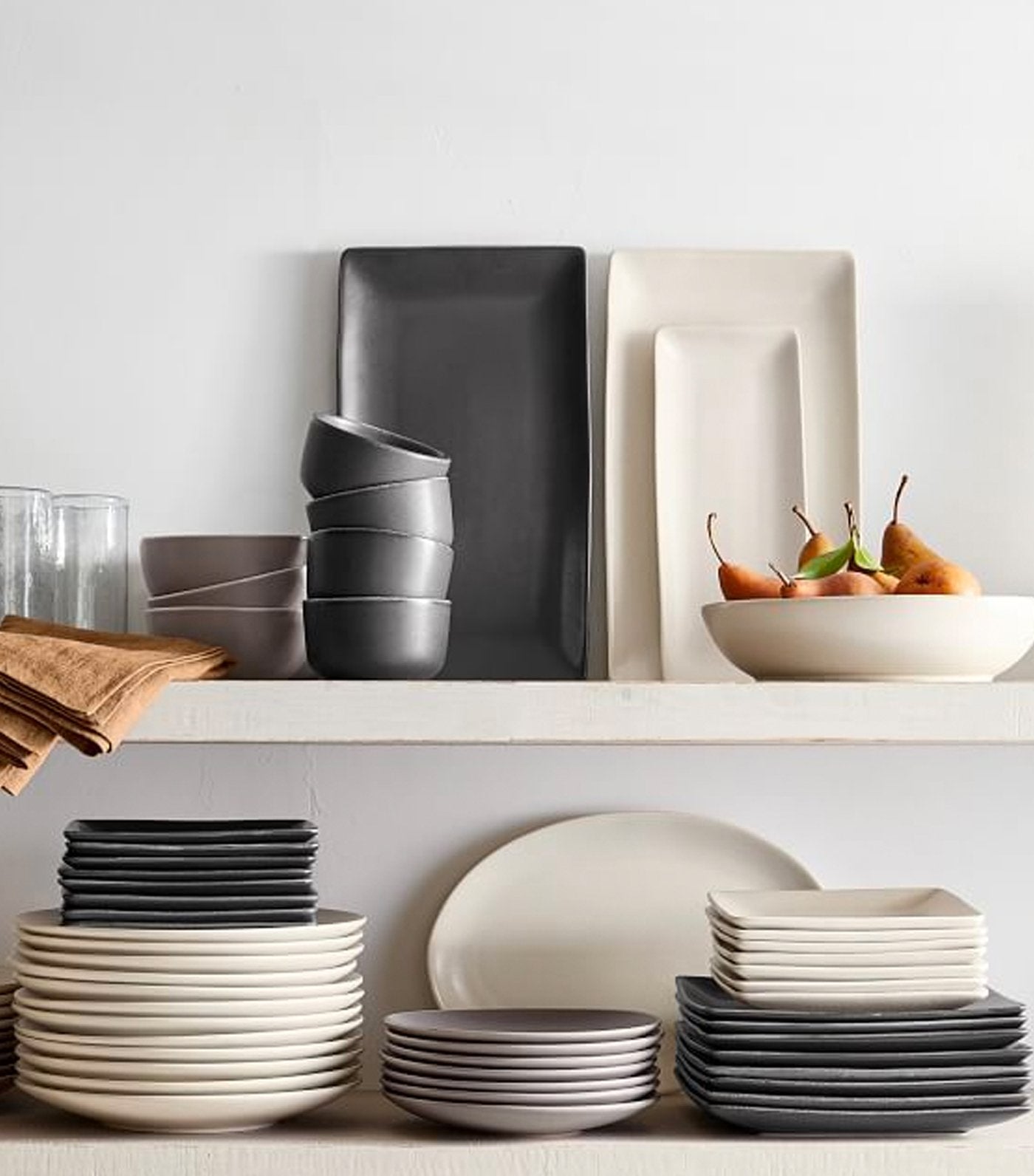 Pottery Barn Mason Stoneware Salad Plate - Graphite Gray