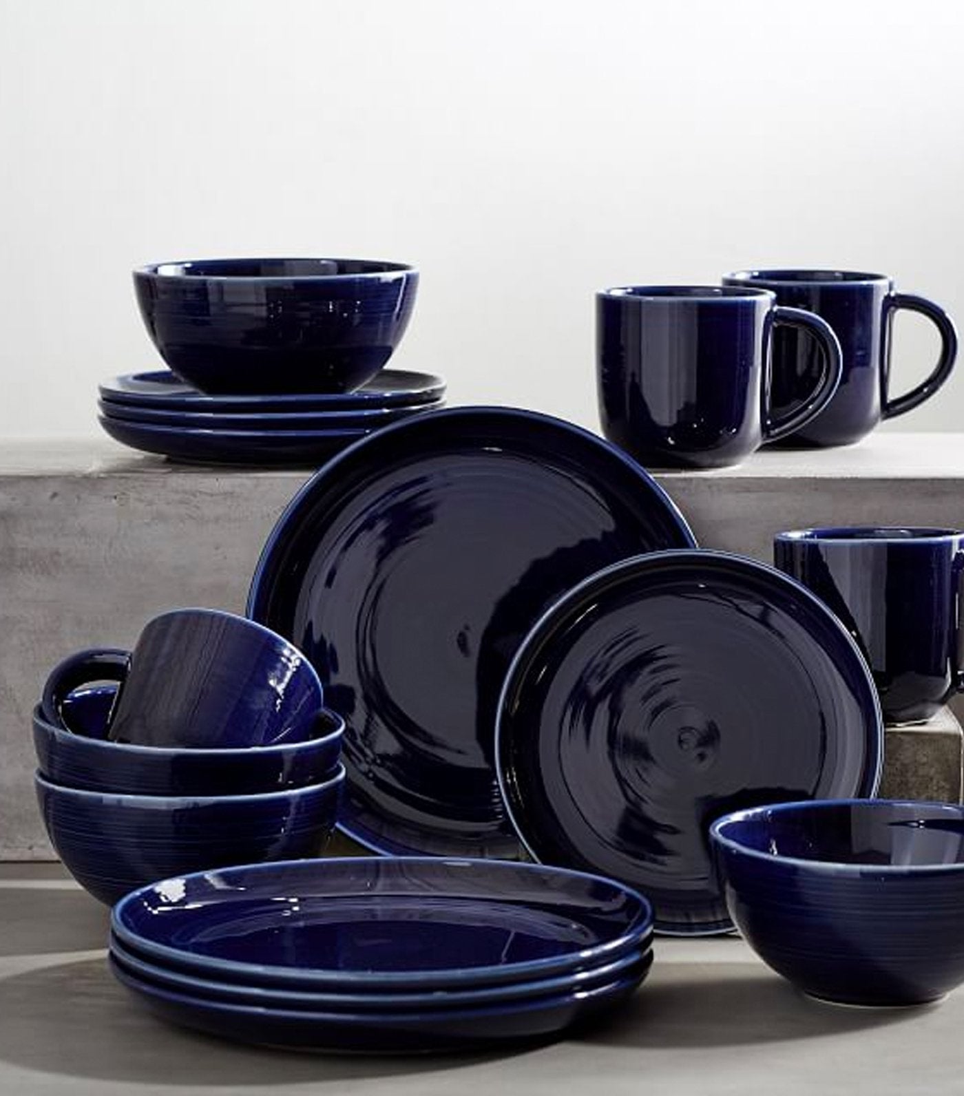 Pottery Barn Joshua Stoneware Dinner Plate - Navy