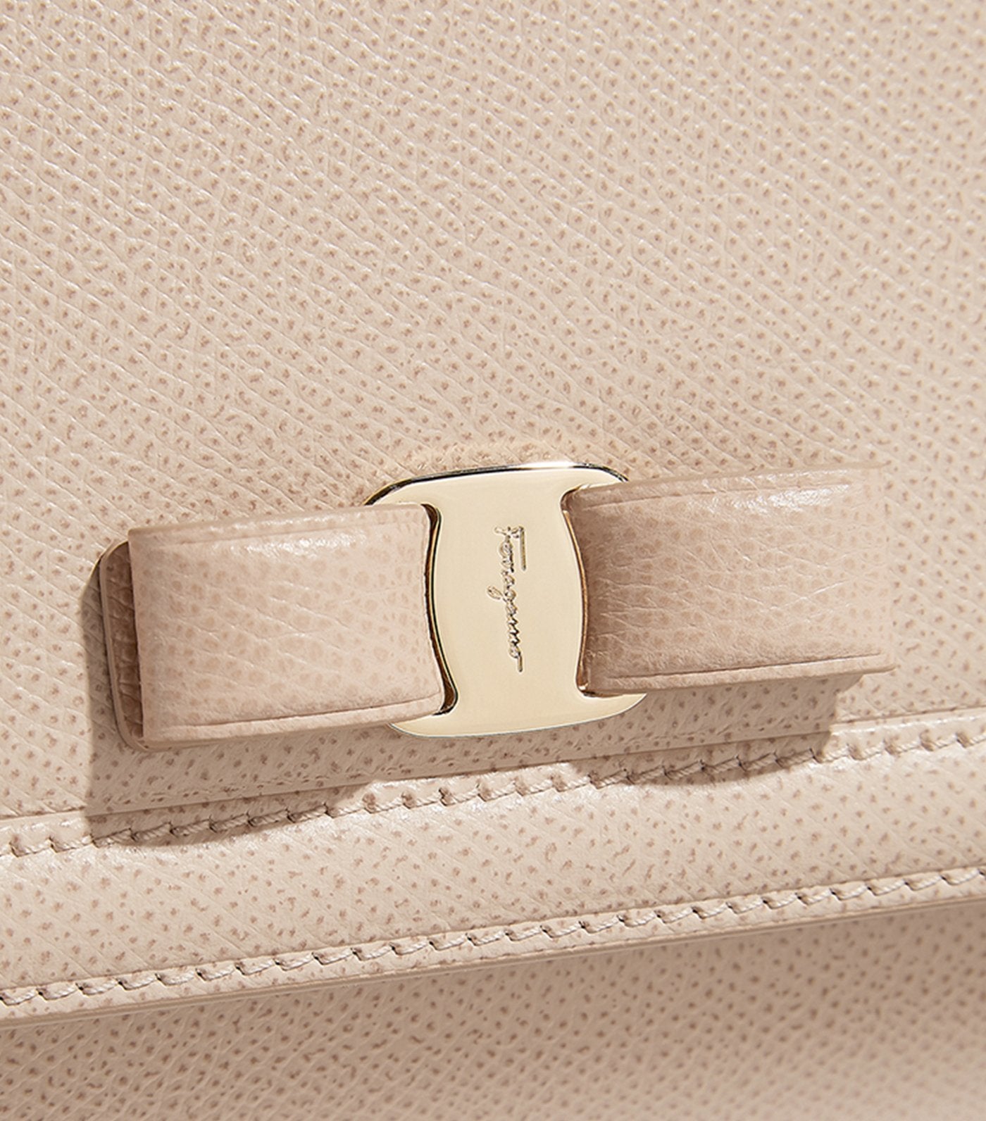 Vara Bow Mini Bag Macadamia