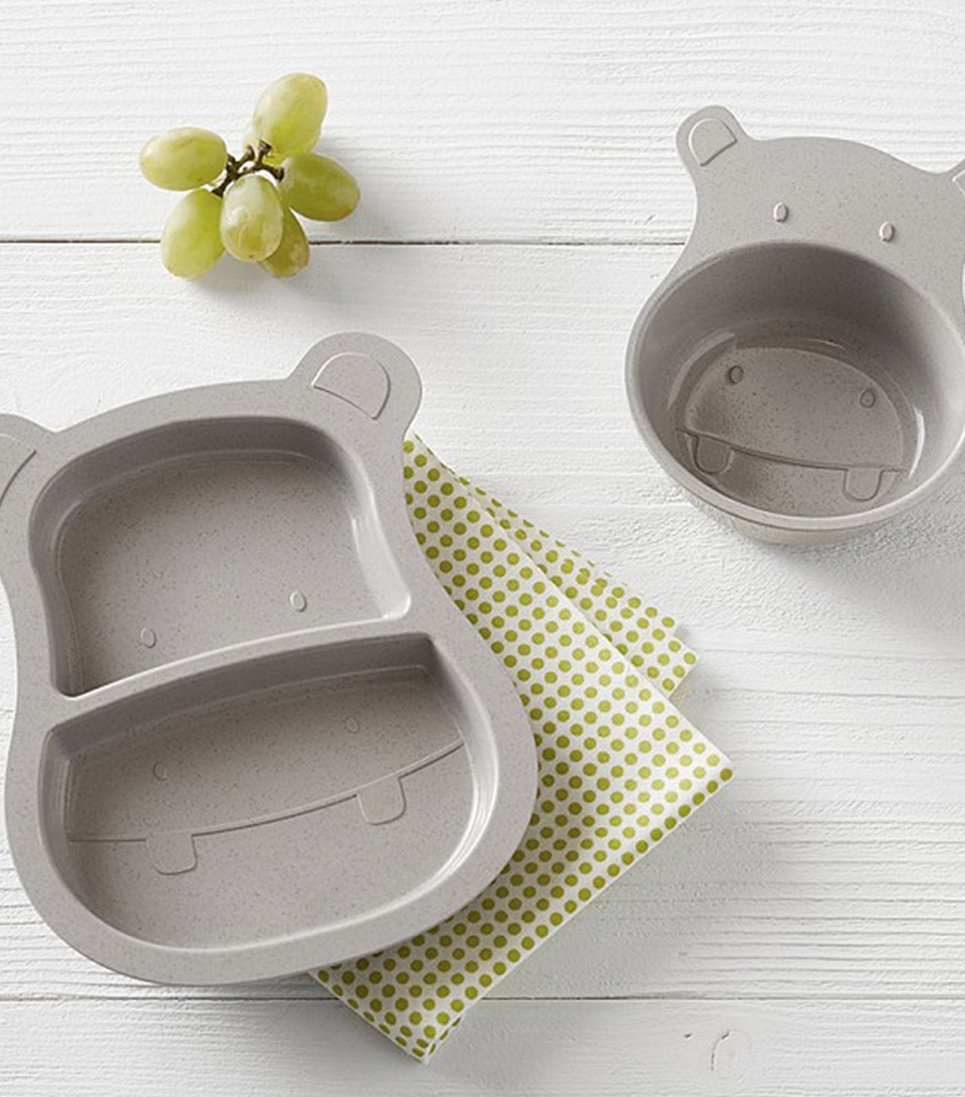 pottery barn kids hippo shaped astrik feeding set