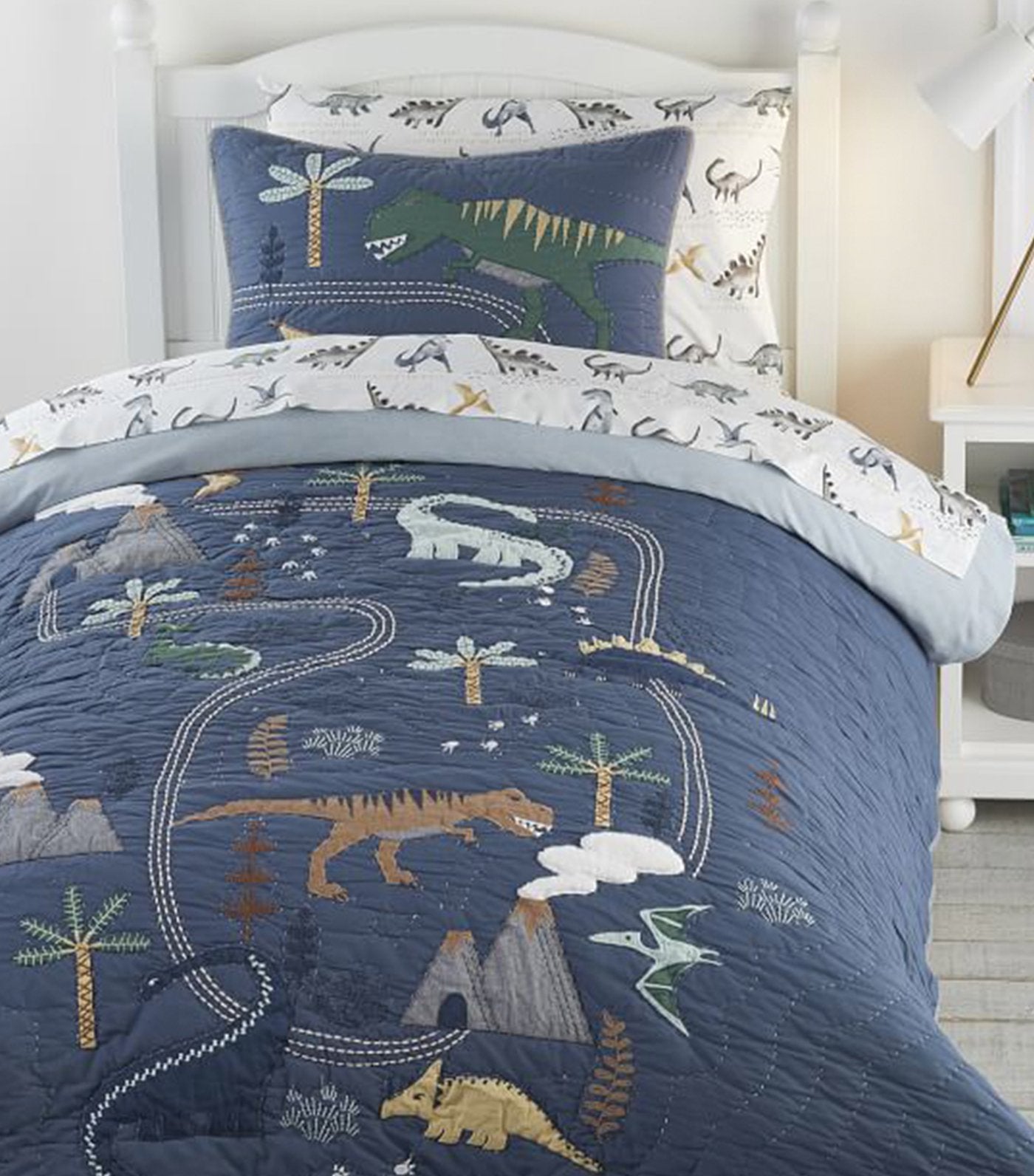 pottery barn kids jurassic quilt