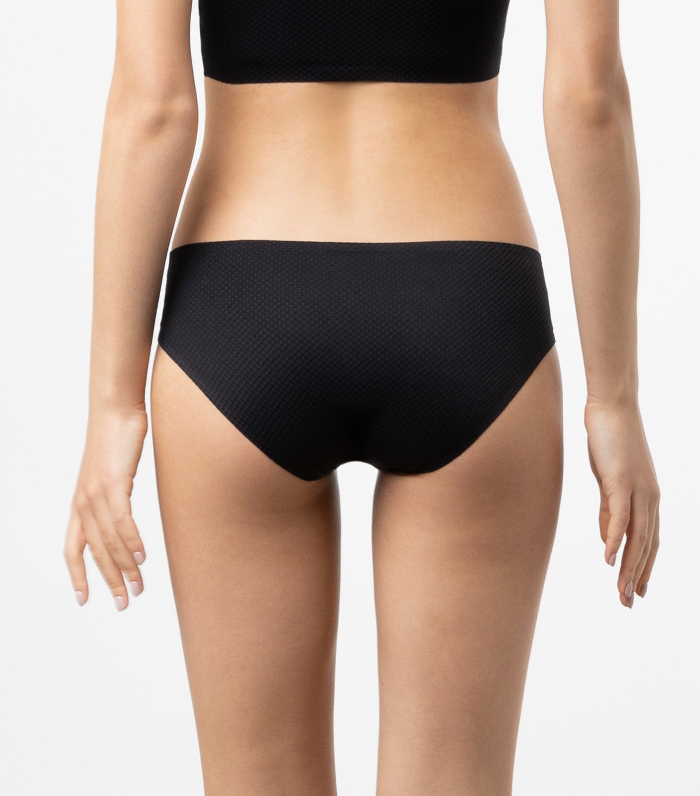 F. FLOW Seamless Hipster Panty Black
