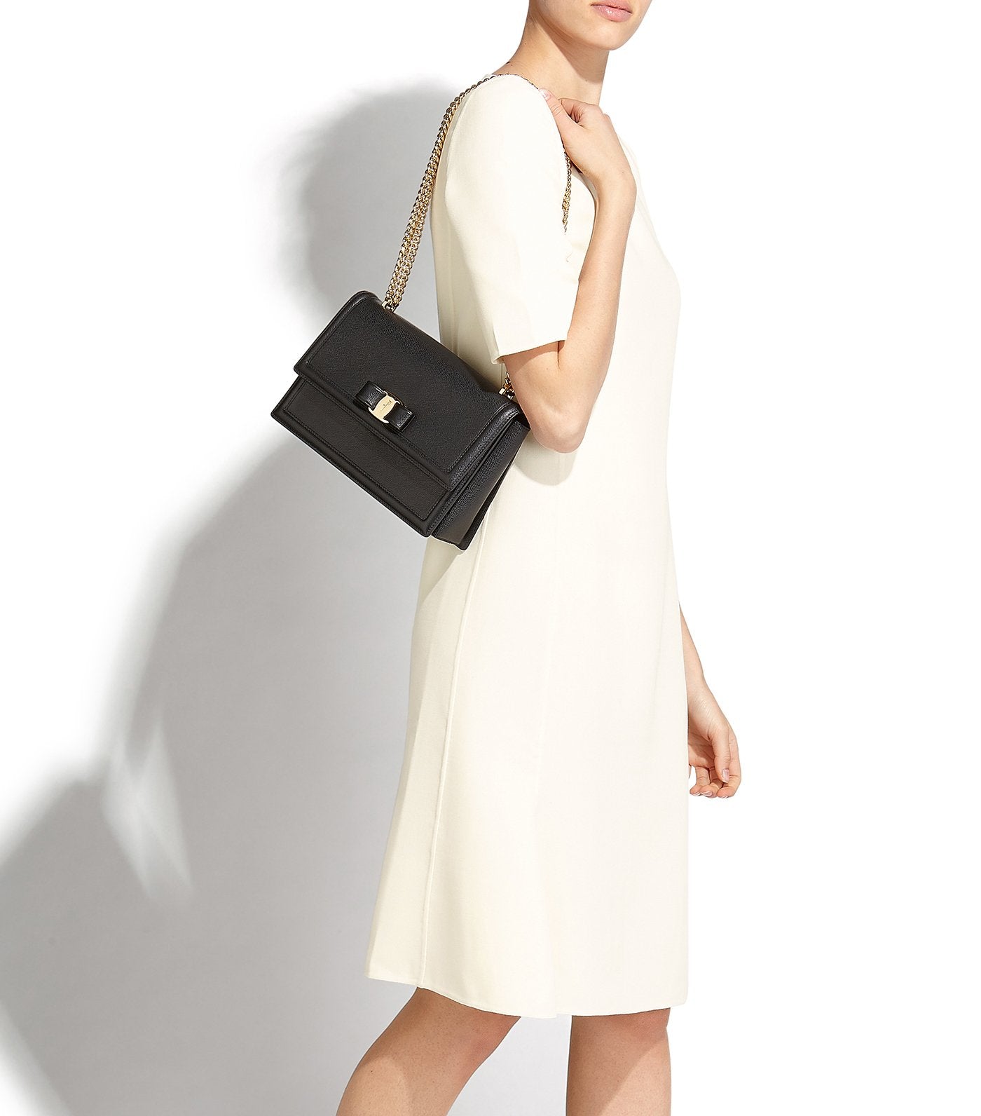 Vara Bow Bag with Front Flap Black