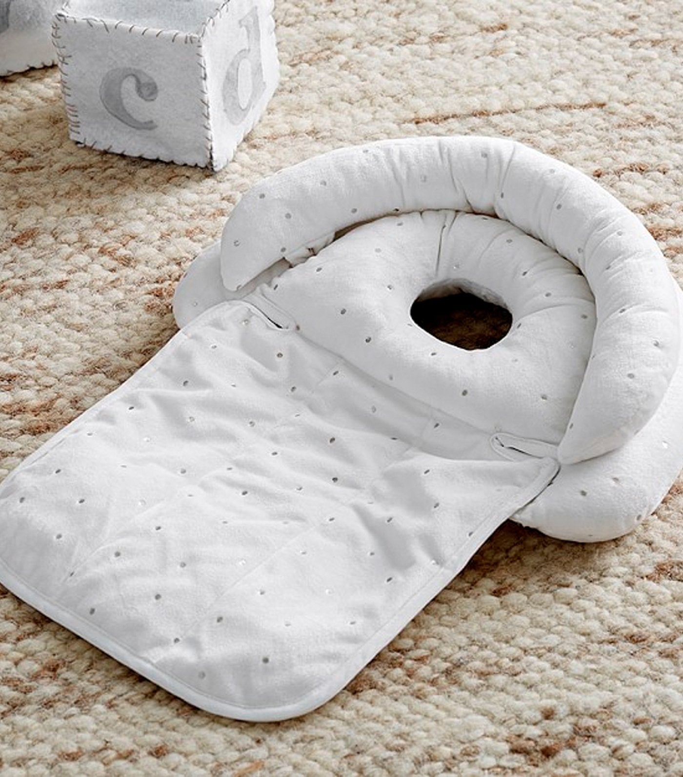 pottery barn kids ivory chamois metallic dot boppy headrest 