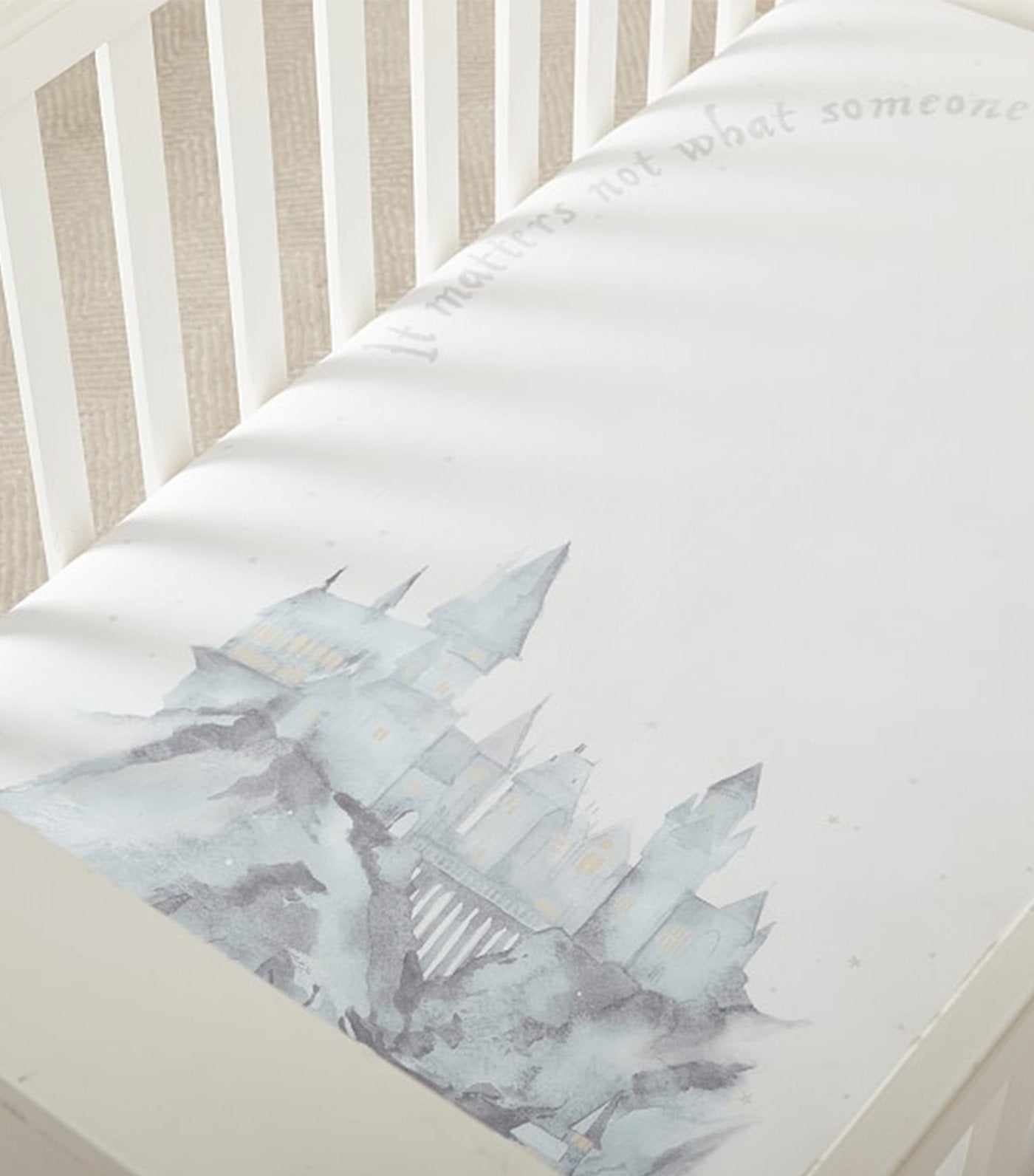 Harry Potter™ Hogwarts™ Organic Picture Perfect Crib Fitted Sheet